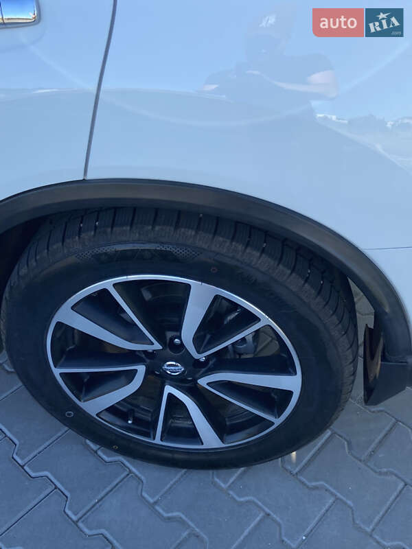 Позашляховик / Кросовер Nissan Rogue 2017 в Хмельницькому