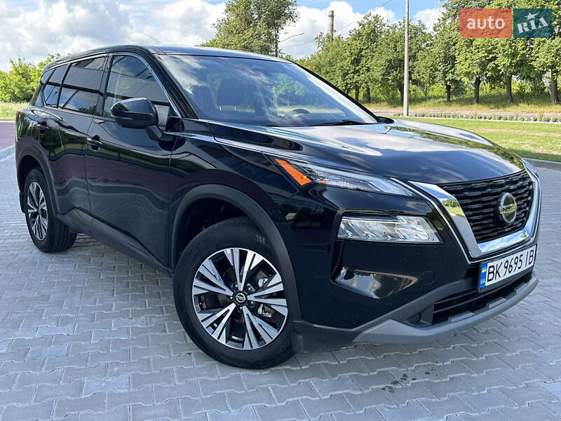 Позашляховик / Кросовер Nissan Rogue 2020 в Рівному