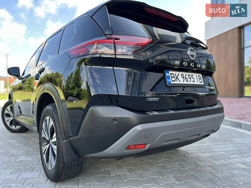 Позашляховик / Кросовер Nissan Rogue 2020 в Рівному