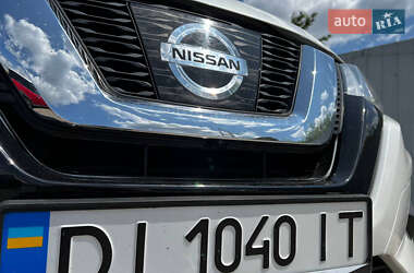 Внедорожник / Кроссовер Nissan Rogue 2016 в 