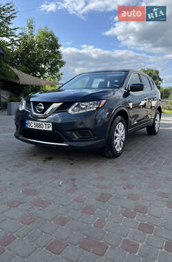 Позашляховик / Кросовер Nissan Rogue 2015 в Львові