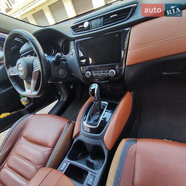 Внедорожник / Кроссовер Nissan Rogue 2017 в Киеве фото 14 Внедорожник / Кроссовер Nissan Rogue 2017 в Киеве