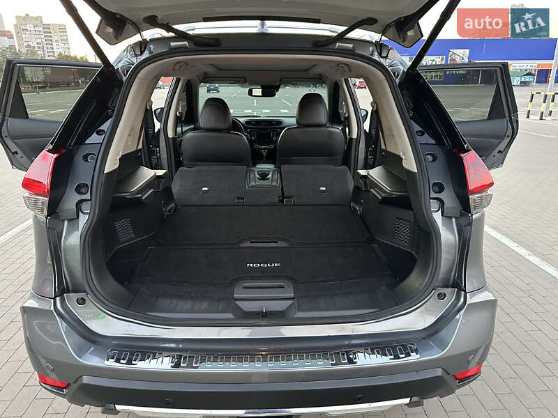 Внедорожник / Кроссовер Nissan Rogue 2019 в Виннице