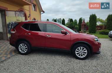 Внедорожник / Кроссовер Nissan Rogue 2014 в Ивано-Франковске