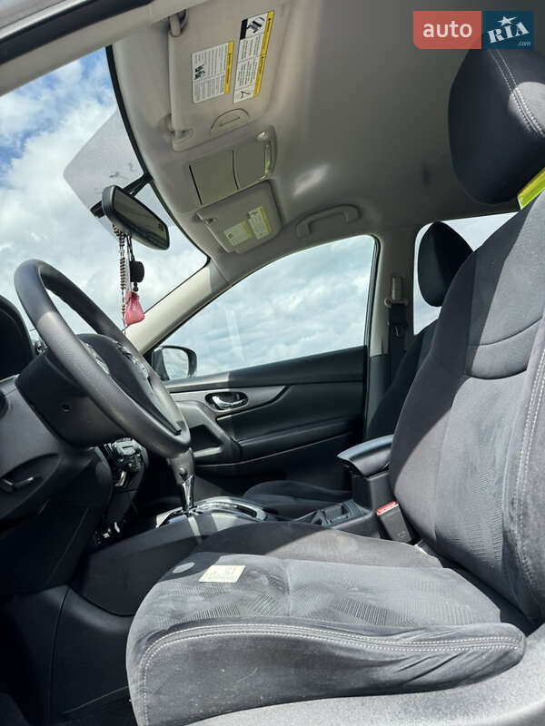 Внедорожник / Кроссовер Nissan Rogue 2016 в Дубровице фото 15 Внедорожник / Кроссовер Nissan Rogue 2016 в Дубровице