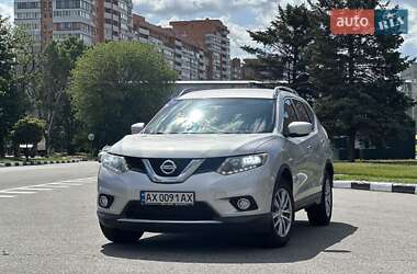 Внедорожник / Кроссовер Nissan Rogue 2015 в Харькове