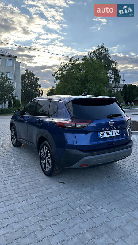 Внедорожник / Кроссовер Nissan Rogue 2021 в Золочеве