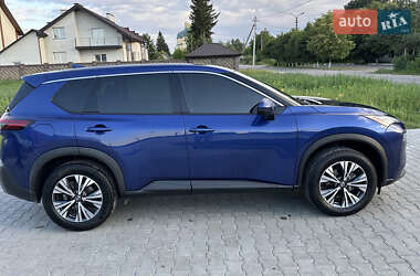 Внедорожник / Кроссовер Nissan Rogue 2021 в Львове