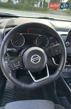 Внедорожник / Кроссовер Nissan Rogue 2021 в Львове