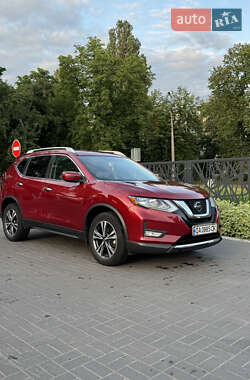 Позашляховик / Кросовер Nissan Rogue 2017 в Черкасах