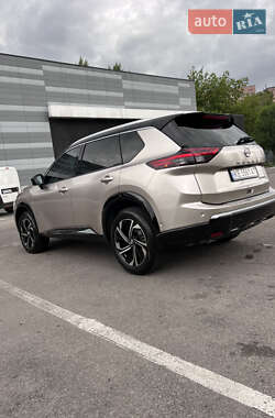 Внедорожник / Кроссовер Nissan Rogue 2024 в Днепре