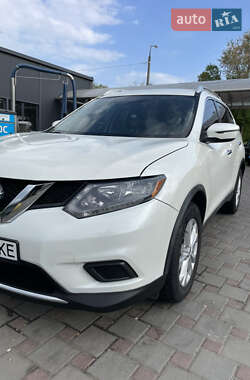 Внедорожник / Кроссовер Nissan Rogue 2016 в 