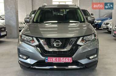 Внедорожник / Кроссовер Nissan Rogue 2017 в Каменском