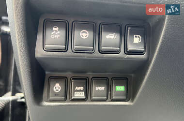 Внедорожник / Кроссовер Nissan Rogue 2019 в 