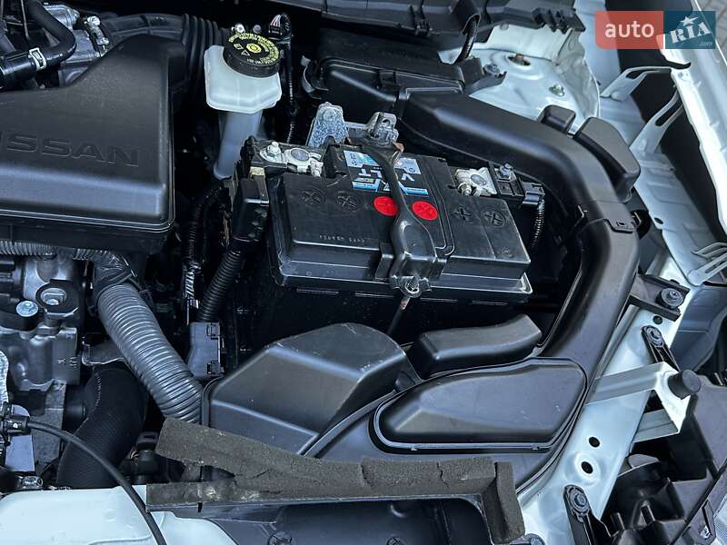 Внедорожник / Кроссовер Nissan Rogue 2017 в Дрогобыче