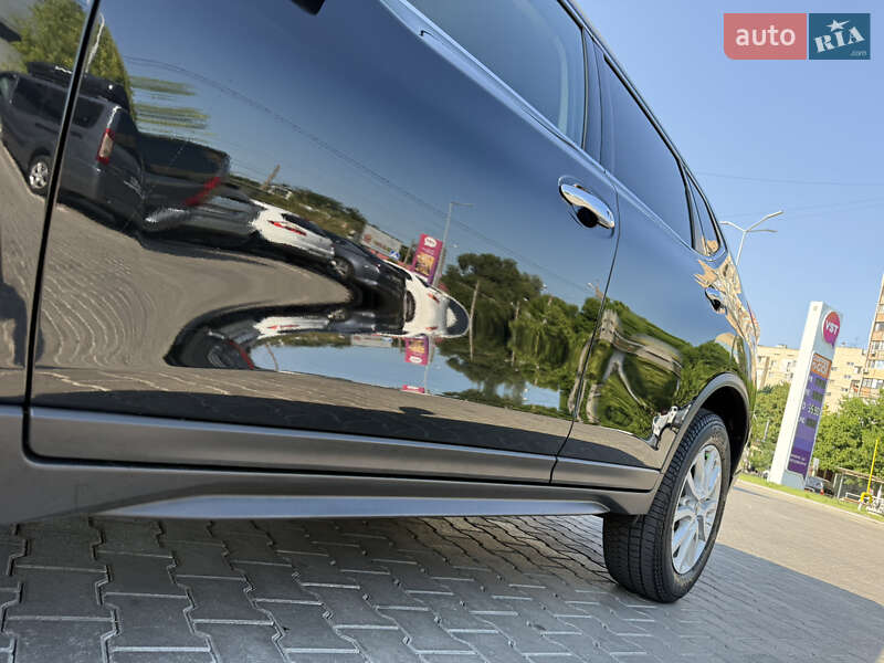 Внедорожник / Кроссовер Nissan Rogue 2019 в Одессе