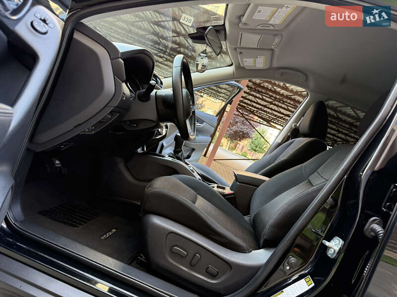 Внедорожник / Кроссовер Nissan Rogue 2019 в Одессе