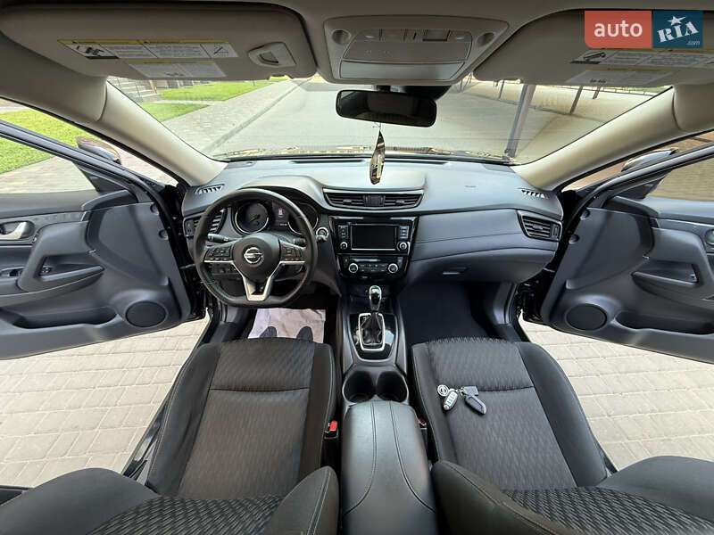 Внедорожник / Кроссовер Nissan Rogue 2019 в Одессе