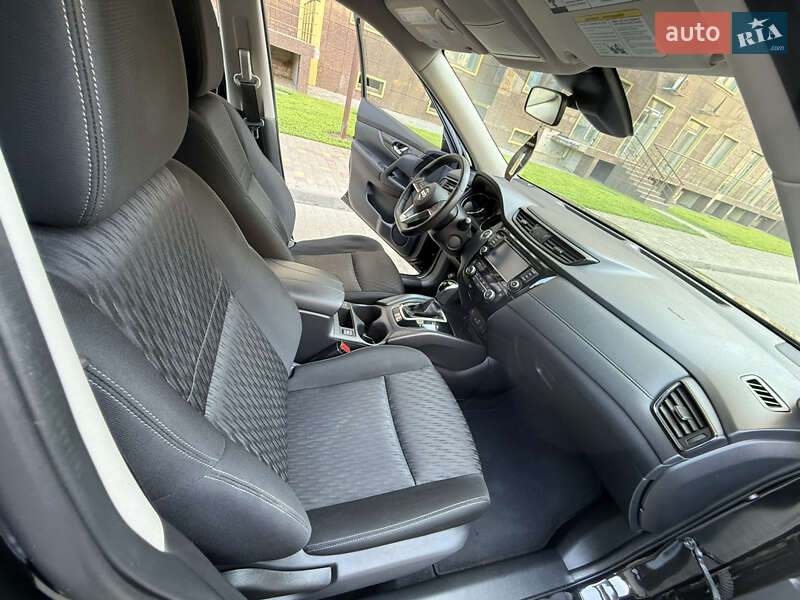 Внедорожник / Кроссовер Nissan Rogue 2019 в Одессе