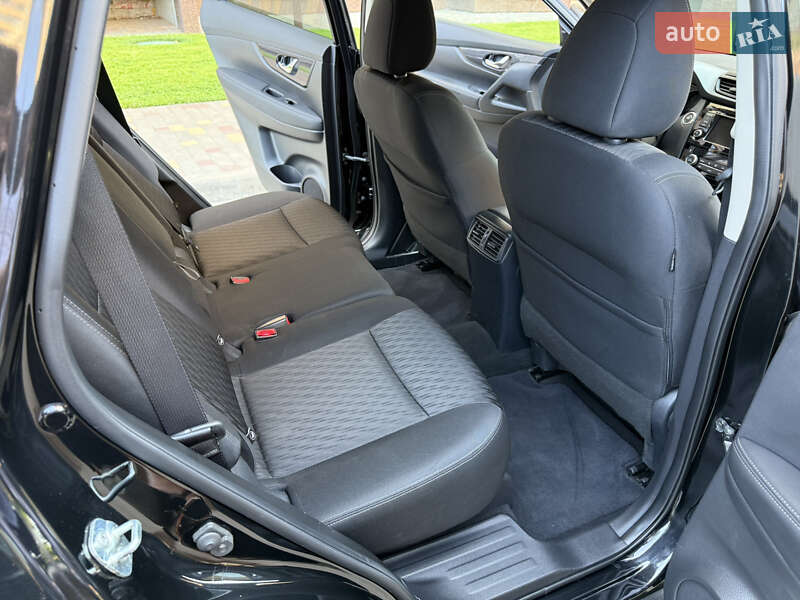 Внедорожник / Кроссовер Nissan Rogue 2019 в Одессе