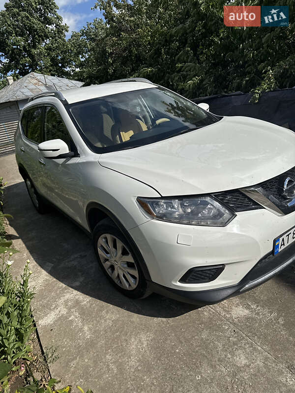 Позашляховик / Кросовер Nissan Rogue 2016 в Івано-Франківську