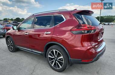 Внедорожник / Кроссовер Nissan Rogue 2019 в 