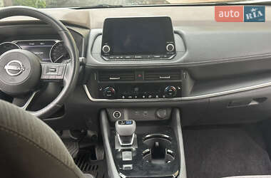 Внедорожник / Кроссовер Nissan Rogue 2022 в 