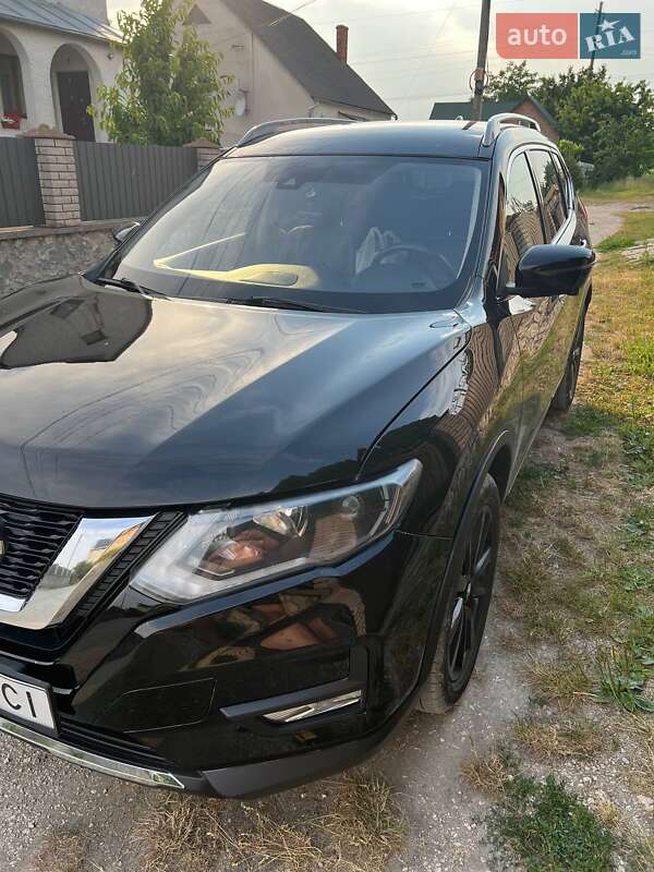 Позашляховик / Кросовер Nissan Rogue 2019 в Підволочиську