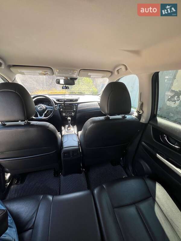 Позашляховик / Кросовер Nissan Rogue 2019 в Підволочиську