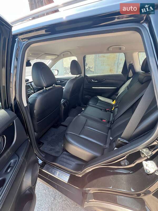 Позашляховик / Кросовер Nissan Rogue 2019 в Підволочиську