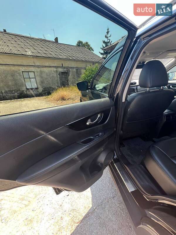 Позашляховик / Кросовер Nissan Rogue 2019 в Підволочиську