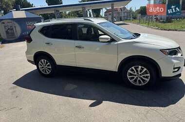 Позашляховик / Кросовер Nissan Rogue 2019 в 