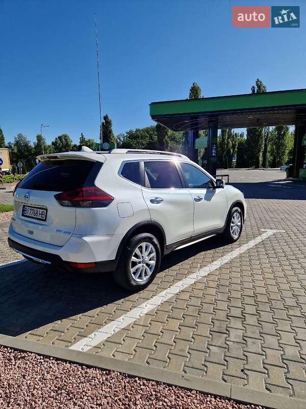Позашляховик / Кросовер Nissan Rogue 2018 в Кременчуці