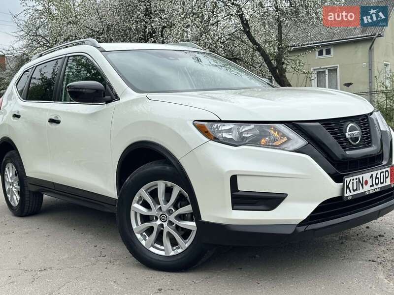 Внедорожник / Кроссовер Nissan Rogue 2019 в Ужгороде