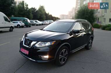 Внедорожник / Кроссовер Nissan Rogue 2017 в Киеве