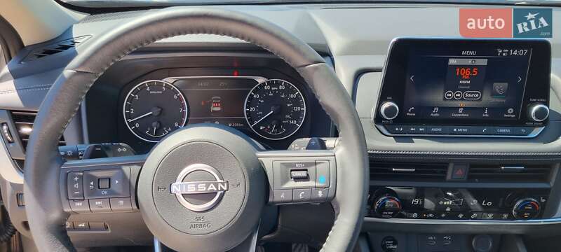 Позашляховик / Кросовер Nissan Rogue 2024 в Києві