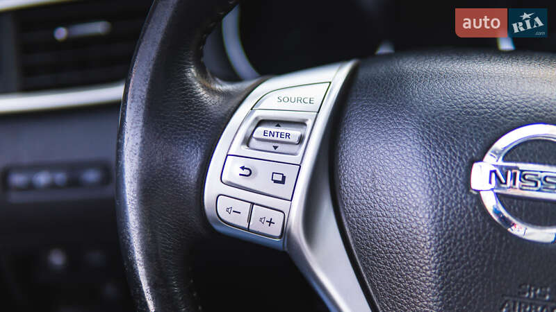 Позашляховик / Кросовер Nissan Rogue 2014 в Львові фото 41 Позашляховик / Кросовер Nissan Rogue 2014 в Львові