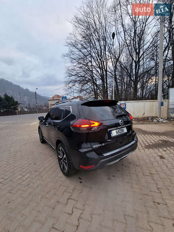 Внедорожник / Кроссовер Nissan Rogue 2019 в Надворной