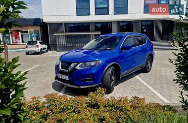 Позашляховик / Кросовер Nissan Rogue 2017 в Хмельницькому