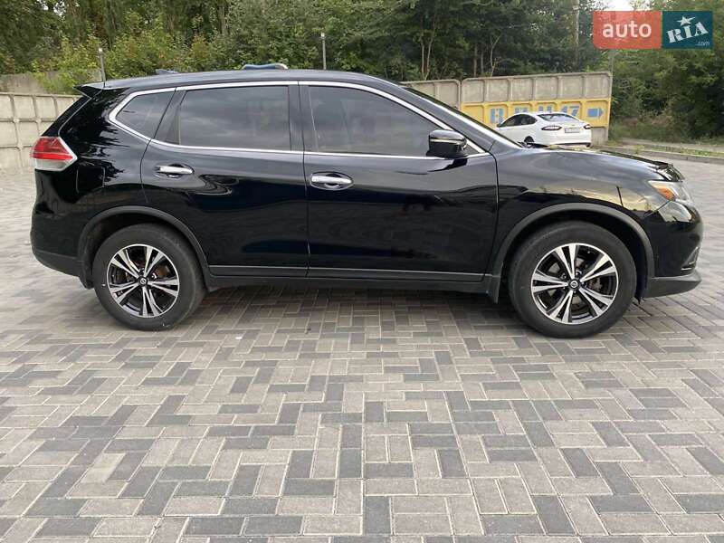 Внедорожник / Кроссовер Nissan Rogue 2015 в Днепре