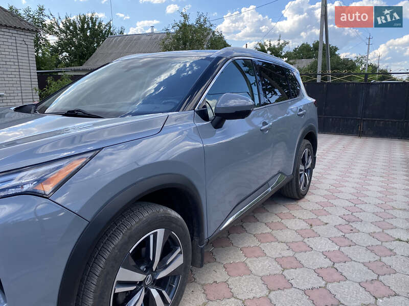 Внедорожник / Кроссовер Nissan Rogue 2020 в Кропивницком