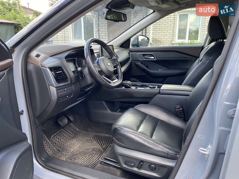 Внедорожник / Кроссовер Nissan Rogue 2020 в Кропивницком