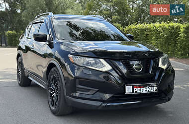 Внедорожник / Кроссовер Nissan Rogue 2018 в Киеве
