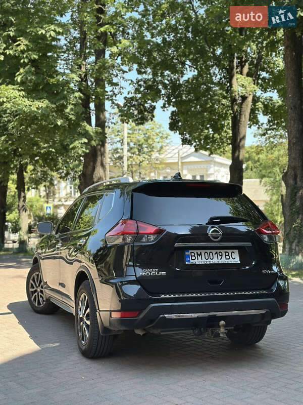 Позашляховик / Кросовер Nissan Rogue 2017 в Сумах