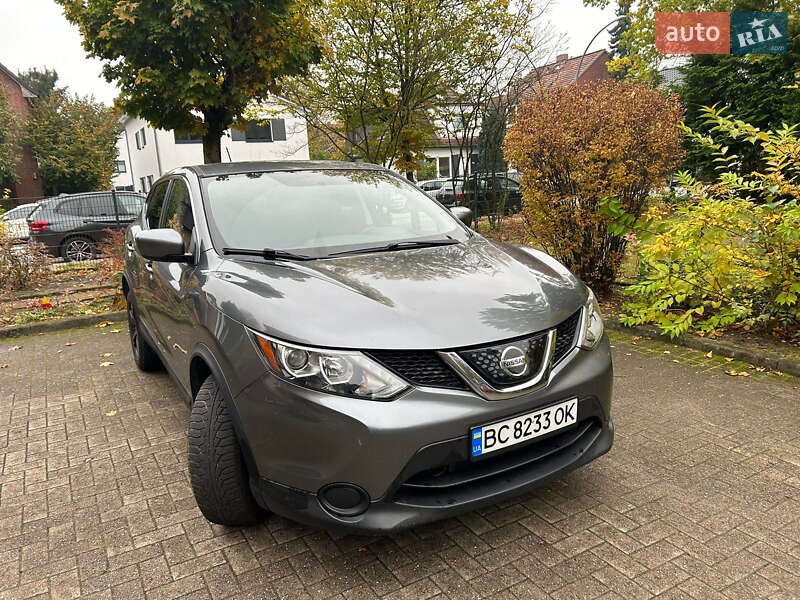 Внедорожник / Кроссовер Nissan Rogue 2018 в Львове