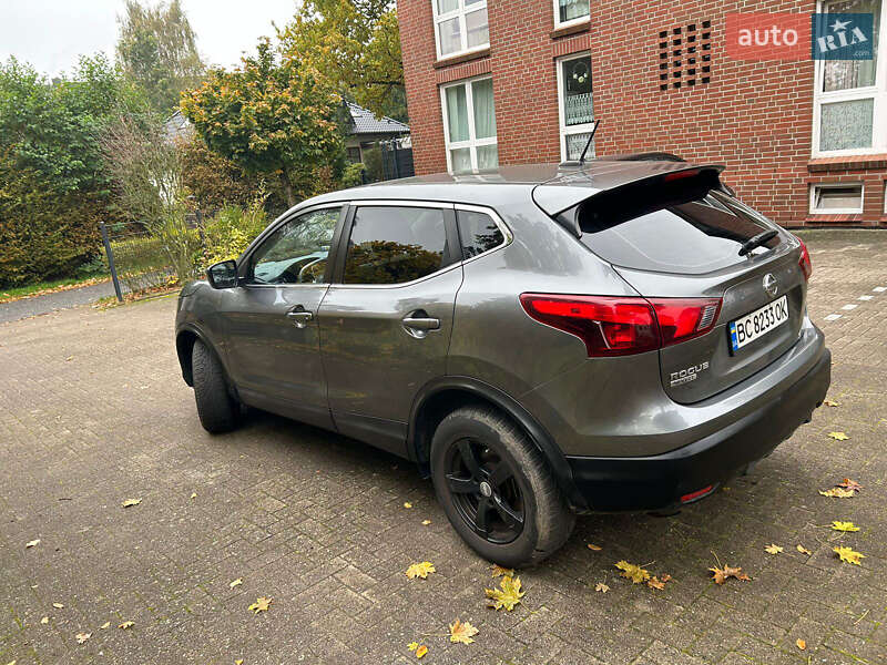 Внедорожник / Кроссовер Nissan Rogue 2018 в Львове