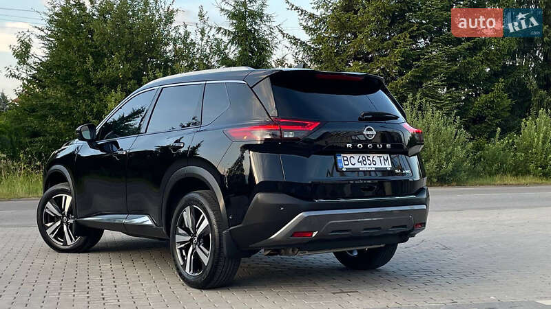 Внедорожник / Кроссовер Nissan Rogue 2023 в Дрогобыче