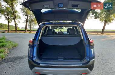 Внедорожник / Кроссовер Nissan Rogue 2021 в 