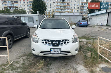 Внедорожник / Кроссовер Nissan Rogue 2013 в Киеве