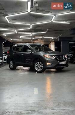 Внедорожник / Кроссовер Nissan Rogue 2017 в Одессе